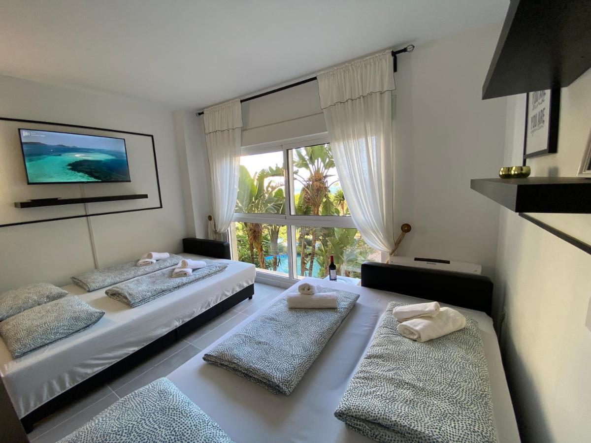 Modern Sea View Studio In Benal Beach Benalmádena Kültér fotó