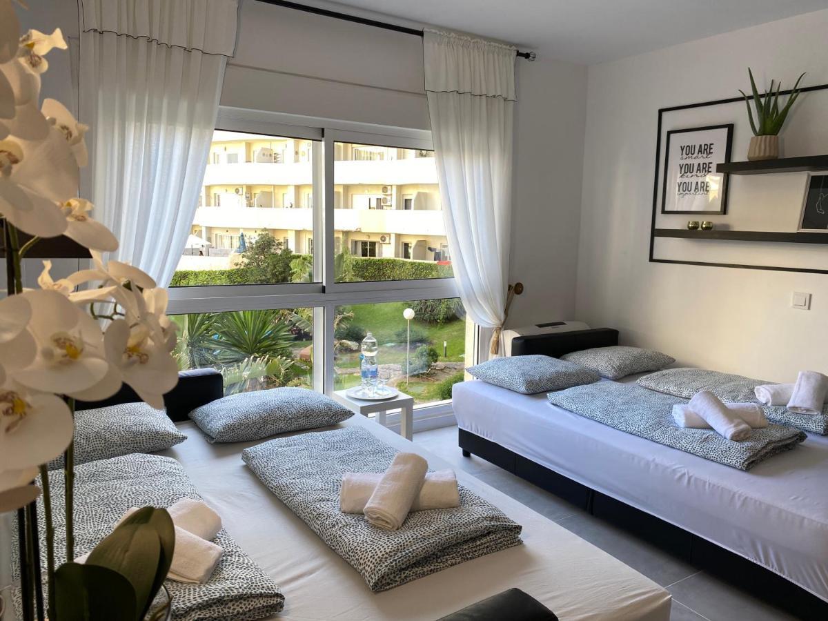 Modern Sea View Studio In Benal Beach Benalmádena Kültér fotó